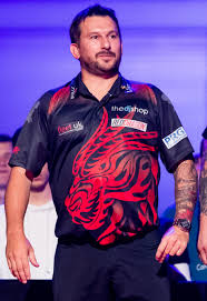 Ferret shows the fluctuating fortunes of rapidly changing picture