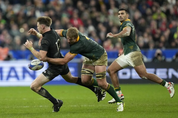 Boks deserving winners despite blundering Barnes