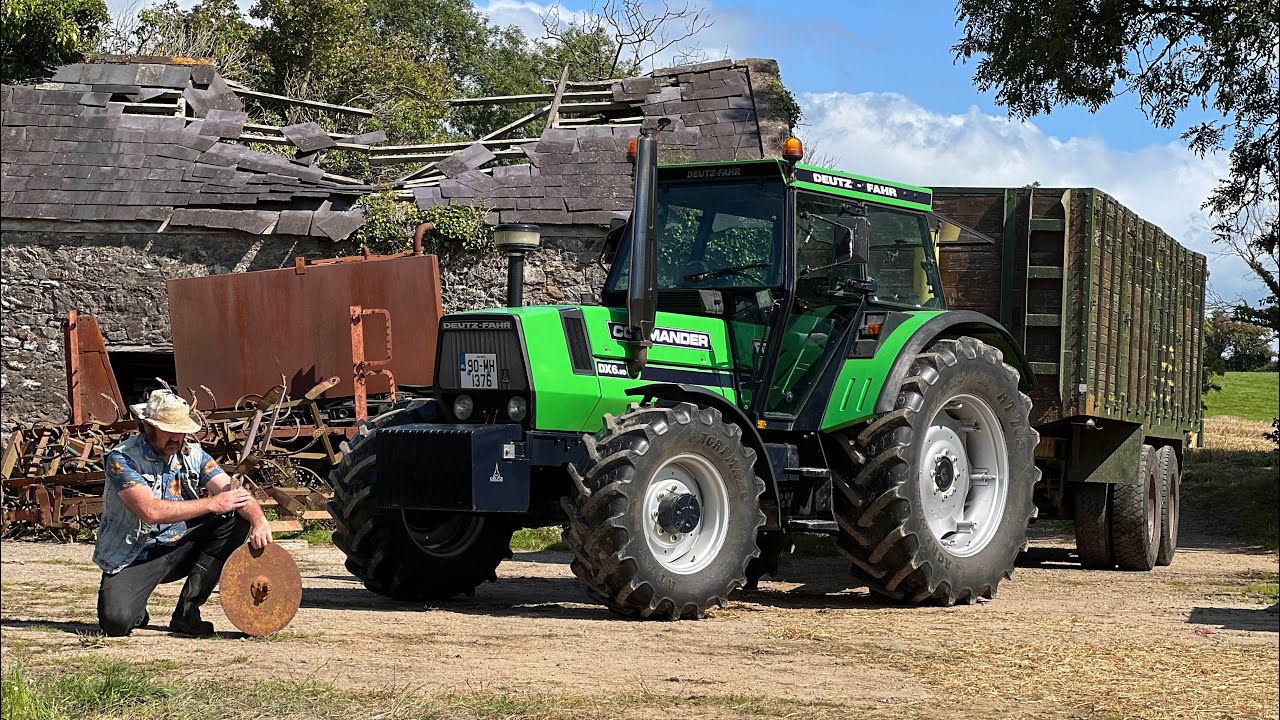 Greek Farmers take to the roads