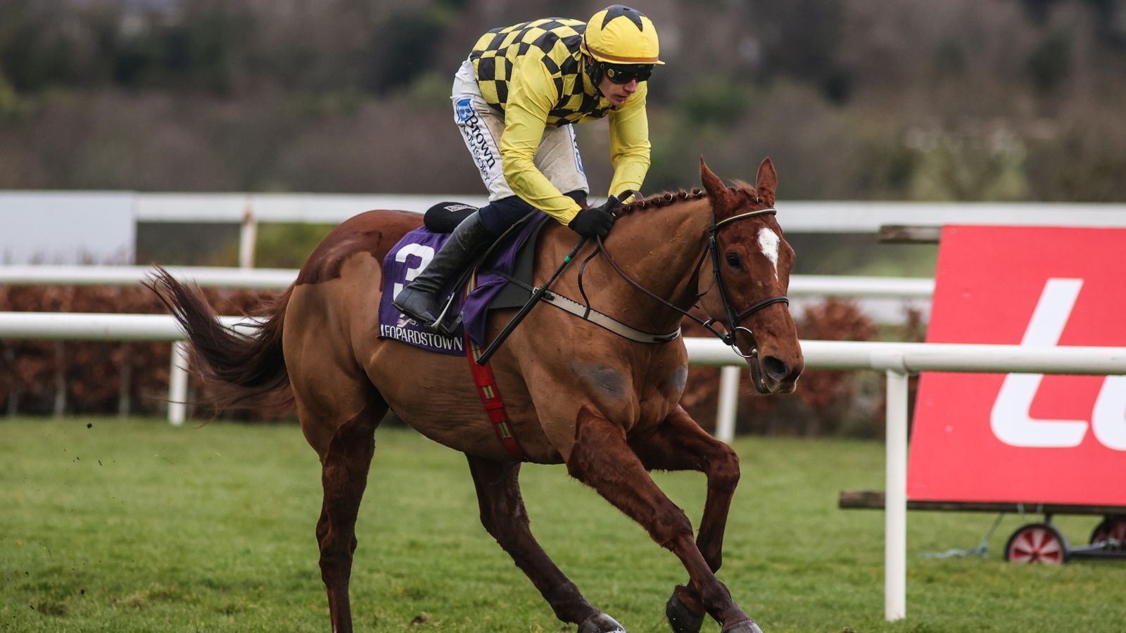 Blow for Mullins as former champ sidelined